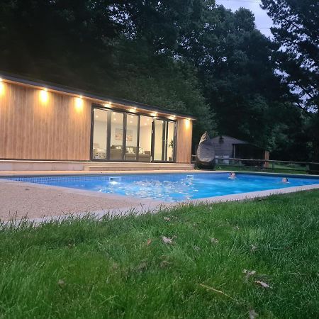 Osbornes Holiday House Near Exeter With Swimming Pool Exterior foto