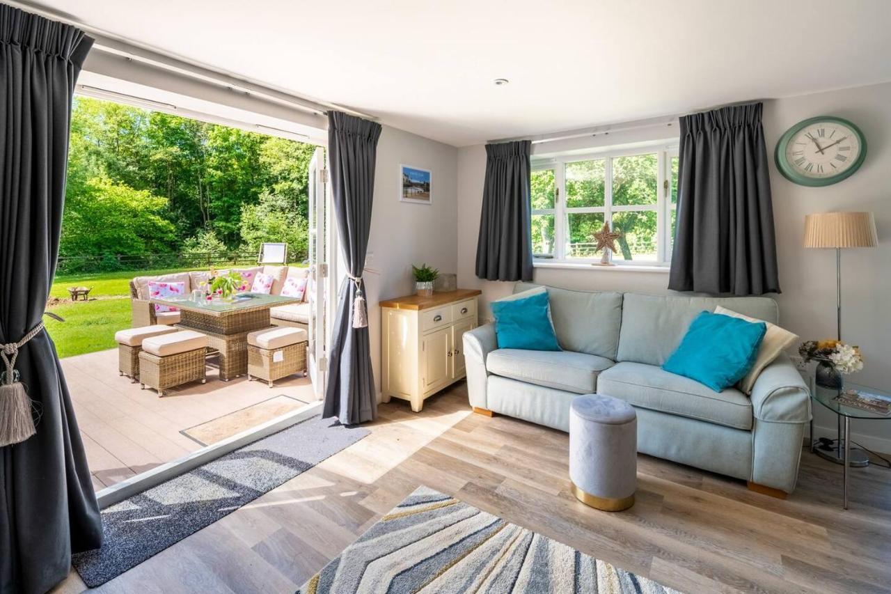 Osbornes Holiday House Near Exeter With Swimming Pool Exterior foto