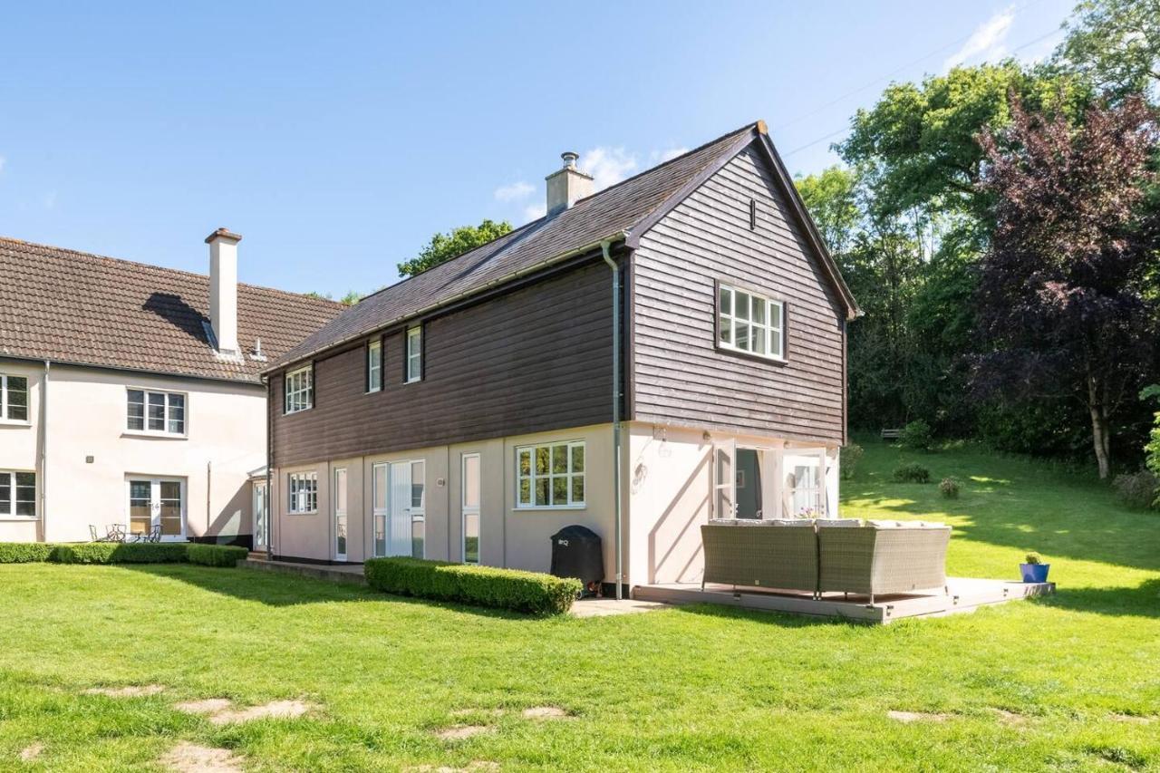 Osbornes Holiday House Near Exeter With Swimming Pool Exterior foto